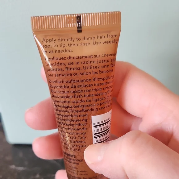 Bumble and Bumble Bond-Building Triplebond Flash Rinse. - Picture 6 of 6